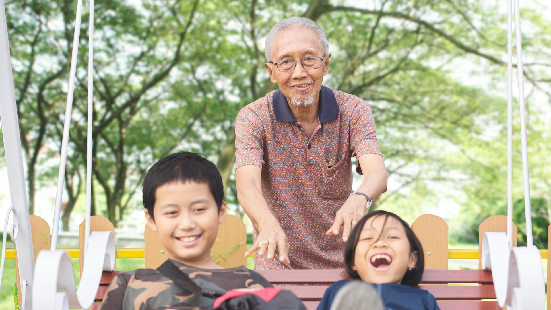 Read more about the article Kegiatan Keluarga Untuk Membantu Lansia Berolahraga