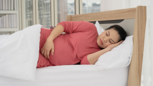 Read more about the article Tetap Nyaman di Masa Kehamilan – Tips Mencegah Nyeri Pinggang dengan Bantuan MAS Universal Portable Lift Assist dan MAS Bed Assist Rail Duotone
