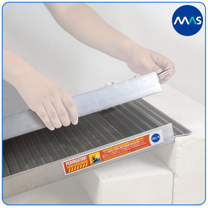 MAS Wheelchair Ramp / Jalur Landai Kursi Roda - Single-fold 91cm - Gambar 5